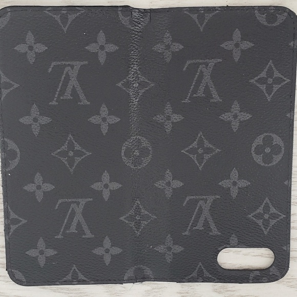 Louis Vuitton Apple Iphone 8 Plus Case. - Picture 3 of 3